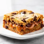 caramel stuffed chocolate chip cookie bars - featured image