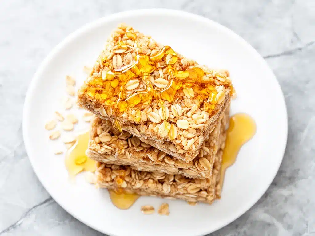 Homemade Soft Granola Bars: 5 Easy Back-to-School Lunches 4 homemade soft granola bars preparation steps